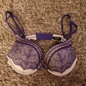 Victoria secret bombshells plunge bra